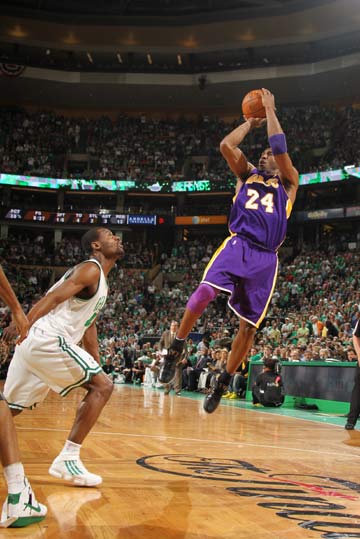 年轻球员同 年轻球员同